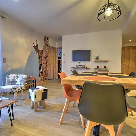 Moderne Au Centre De Avec Parking - Fr-1-524-136 * Morzine